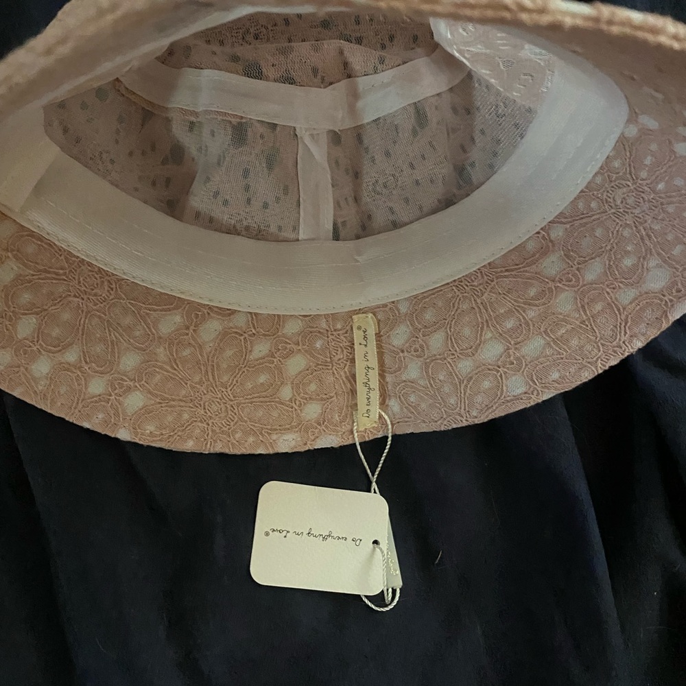 Bucket hat - Picture 3 of 3